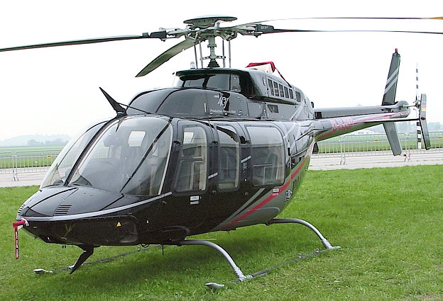 http://www.bredow-web.de/ILA_2002/Helicopter/Bell_407/Bell_407.JPG